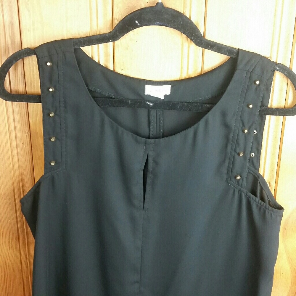 Love Riche Tank Top - Picture 2 of 5